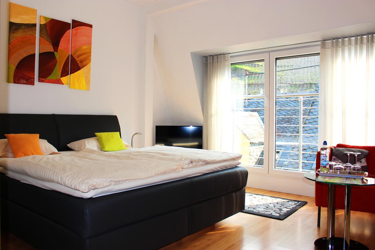 Pension Adelheid Moselhype&Wine Zell an der Mosel Exterior foto